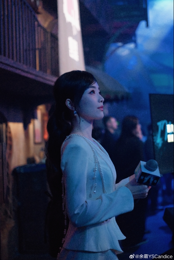 余霜晒照：浸入式音乐秀《双城之战》，全球首演